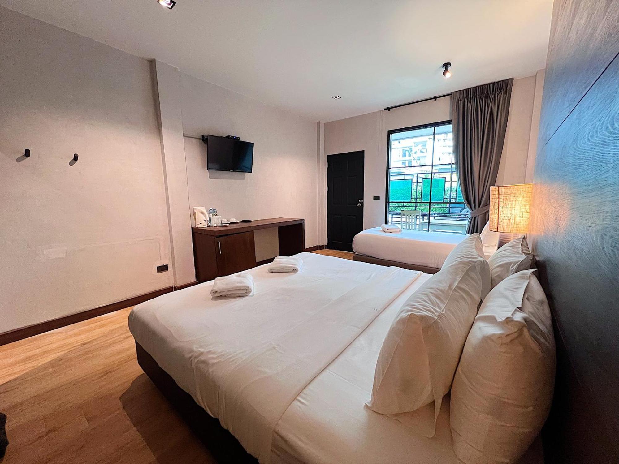 Villa Navin Beach Residence Praia de Jomtien Exterior foto