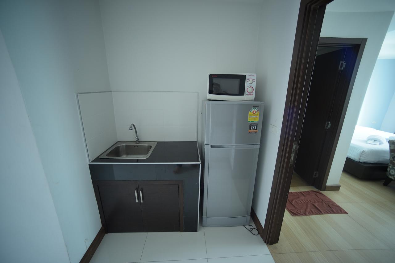 Villa Navin Beach Residence Praia de Jomtien Exterior foto