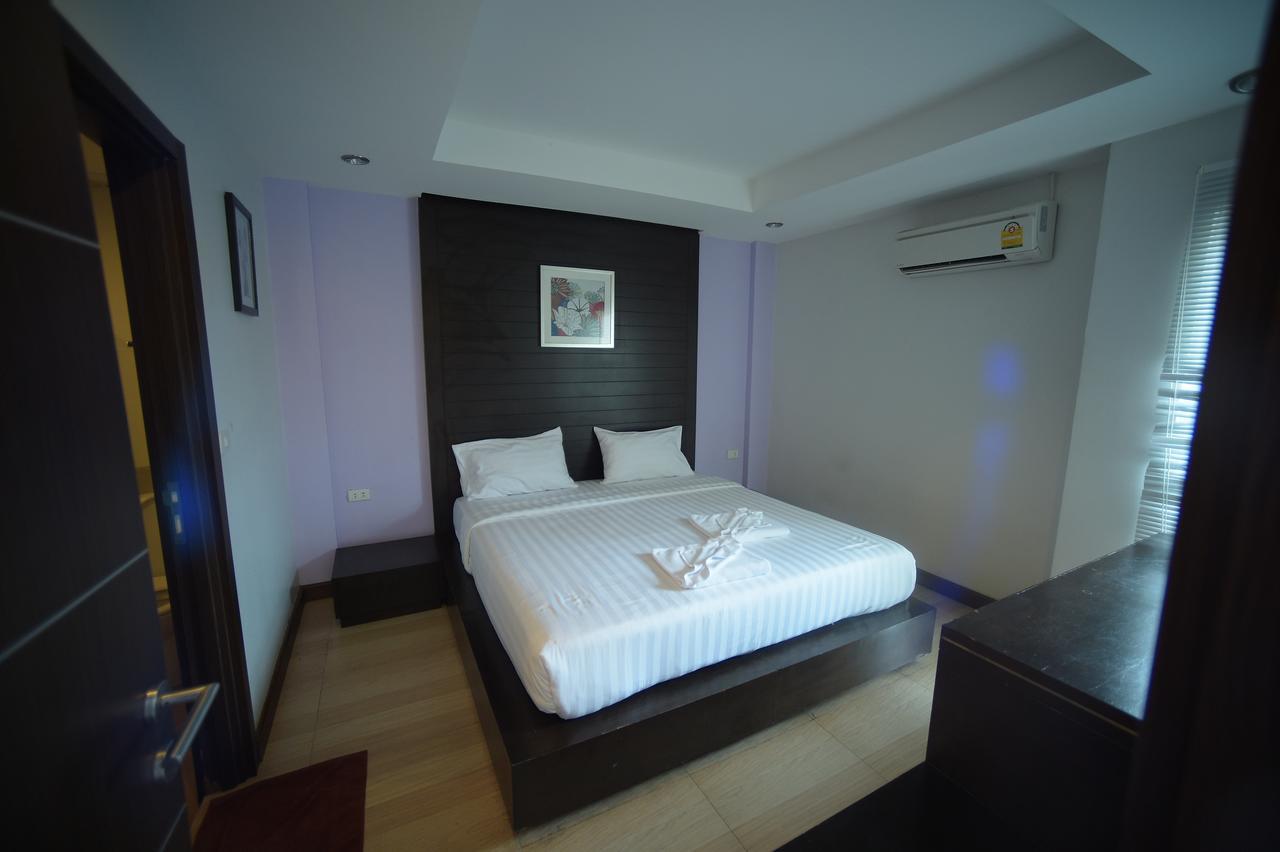 Villa Navin Beach Residence Praia de Jomtien Exterior foto